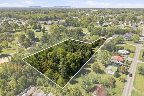 810 Fisher Avenue, Smithville, TN, 37166 | Card Image