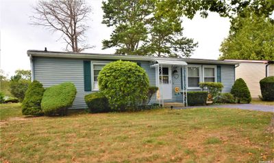 22 - 22 Limetree Drive, Condo with 2 bedrooms, 2 bathrooms and null parking in Manorville NY | Image 2