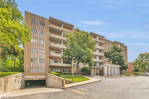 201-3167 Linden Rd, Rocky River, OH, 44116-4157 | Card Image