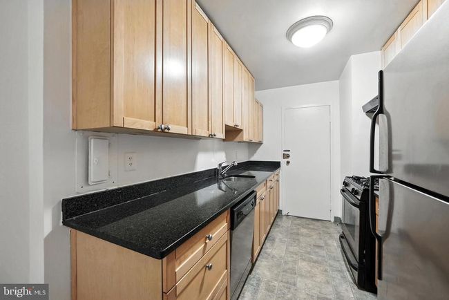 APT-504 - 922 24 Th St Nw, Condo with 2 bedrooms, 1 bathrooms and null parking in WASHINGTON DC | Image 7