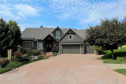 11580 Carbondale St, Olathe, KS, 66061-4518 | Card Image
