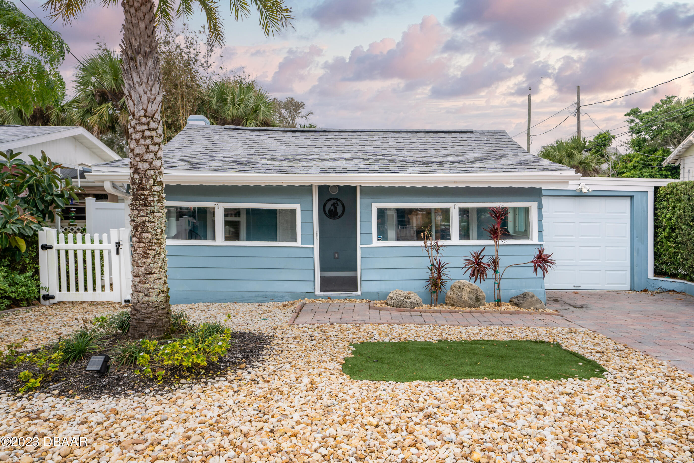 Pine St, New Smyrna Beach, FL 32169