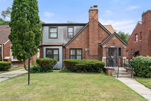 15464 Lindsay St, Detroit, MI, 48227-1522 | Card Image