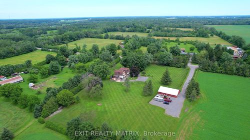 3172 8th Line Rd, Metcalfe, ON, K0A2P0 | Card Image