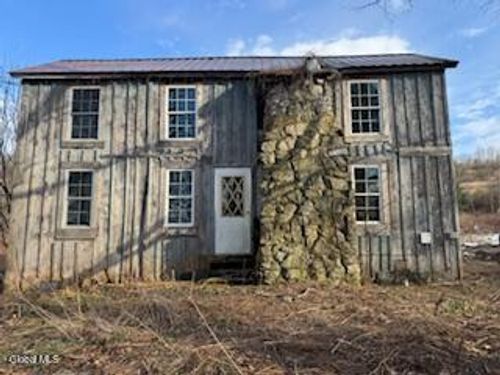 37 Center Ln, Salem, NY, 12865-2325 | Card Image