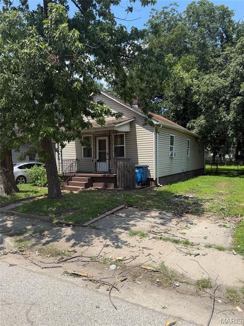 2511 E 23rd Street, Granite City, IL, 62040 | Card Image