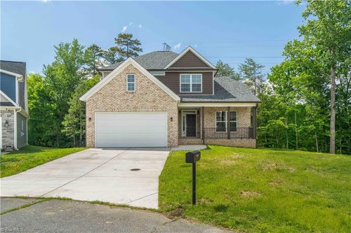 5260 Vineleaf Ct, Clemmons, NC, 27012-7880 | Card Image