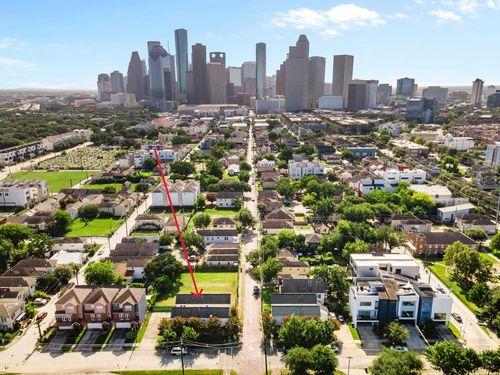 1620 Andrews St, Houston, TX, 77019-5022 | Card Image