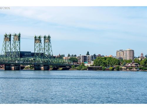 113 N Hayden Bay Dr, Portland, OR, 97217-7980 | Card Image