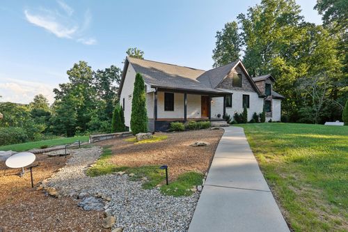 1099 W Sears Rd, Pegram, TN, 37143-5017 | Card Image