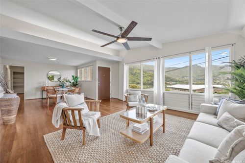 3654 Kumu St, Honolulu, HI, 96822-1104 | Card Image