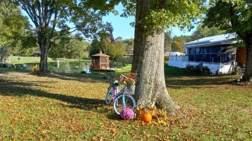 57894 Flamingo Rd, Senecaville, OH, 43780-9747 | Card Image