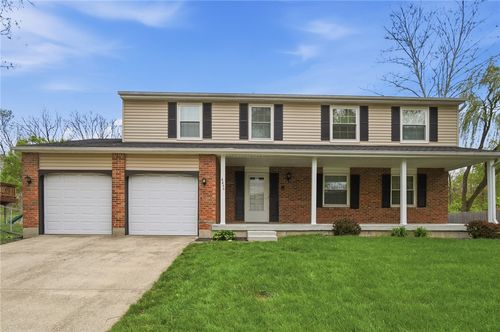 6650 Ranch Hill Dr, Dayton, OH, 45415-1407 | Card Image