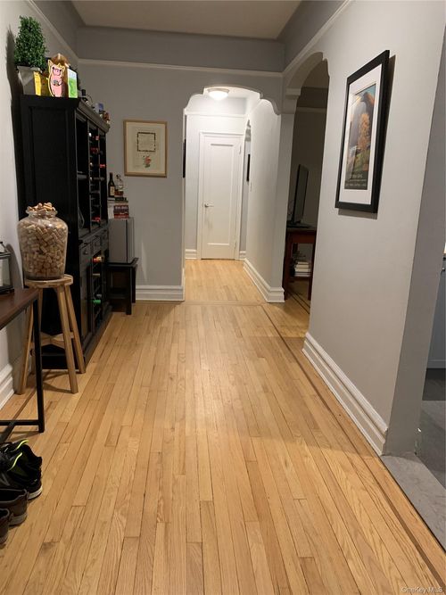 4g-11021 73rd Rd, Forest Hills, NY, 11375-6316 | Card Image