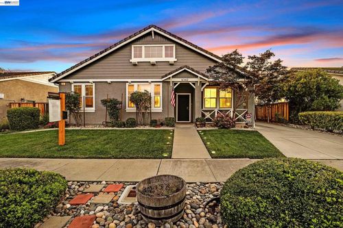6342 Altamar Cir, Livermore, CA, 94551-8792 | Card Image