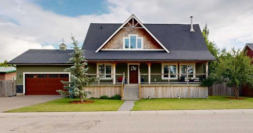 2601 22 Street, Nanton, AB, T0L1R0 | Card Image