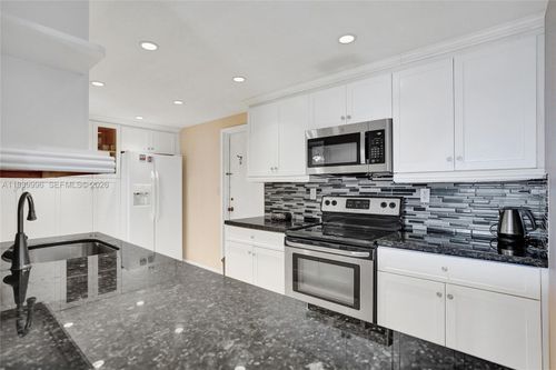 apt-906-1833 S Ocean Dr, Hallandale Beach, FL, 33009-4911 | Card Image