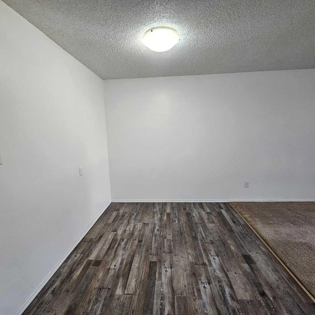 104A - 5611 10 Ave, Condo with 2 bedrooms, 1 bathrooms and 1 parking in Edson AB | Image 9