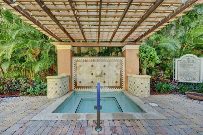 APT-304 - 720 S Sapodilla Ave, Condo with 2 bedrooms, 2 bathrooms and null parking in West Palm Beach FL | Image 16