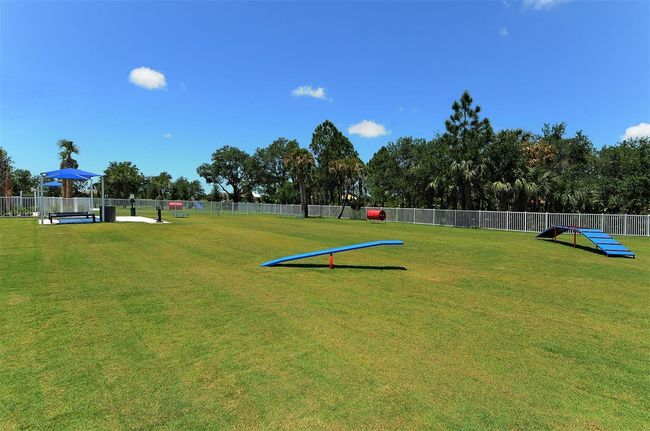 21205 Holmes Cir, House other with 4 bedrooms, 3 bathrooms and null parking in Venice FL | Image 56