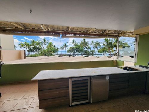201-2500 Kalakaua Ave, Honolulu, HI, 96815-3601 | Card Image