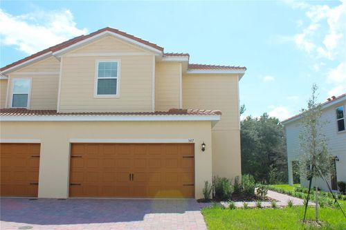 587 Bay Leaf Dr, POINCIANA, FL, 34759-5419 | Card Image