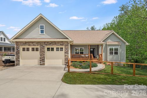 345 Osborne Rd, Brevard, NC, 28712-4430 | Card Image