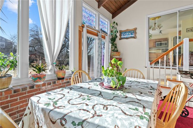 9 Continental Dr, House other with 3 bedrooms, 3 bathrooms and 3 parking in Middletown RI | Image 13