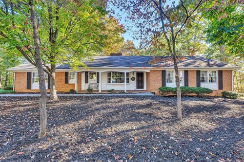 7044 Irondale Cir, Roanoke, VA, 24019-6723 | Card Image