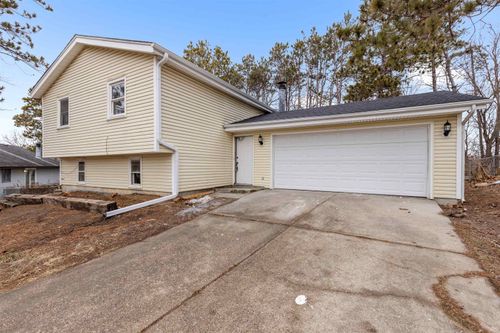 2718 Norway Pine Rd, Rockford, IL, 61109-2441 | Card Image