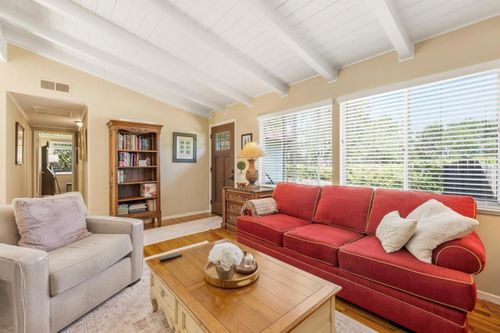 17 Loma Vista Pl, Monterey, CA, 93940-6018 | Card Image