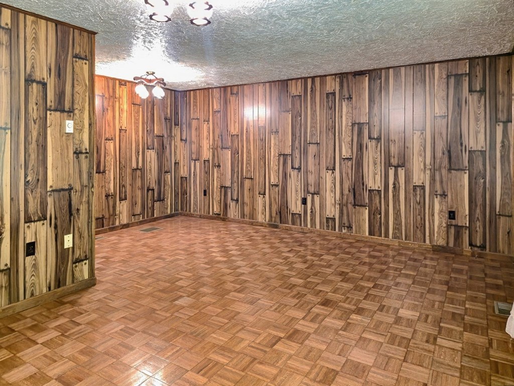 Residential in Richlands 4