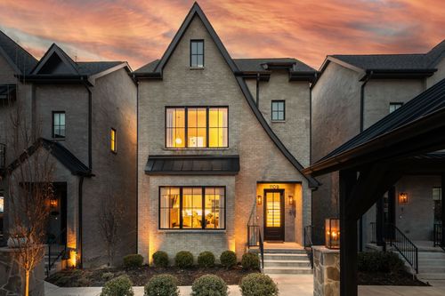 2-1109 Bate Ave, Nashville, TN, 37204-2040 | Card Image