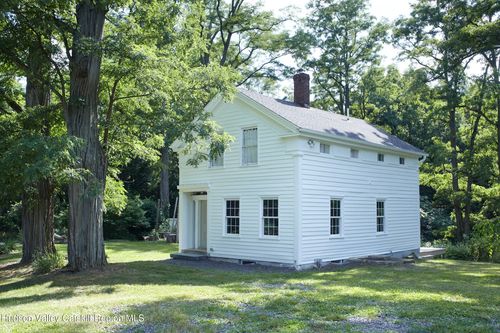 203 Big Woods Rd, Freehold, NY, 12431-5229 | Card Image