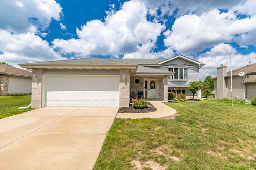 7420 W 92nd Ave, Crown Point, IN, 46307-7452 | Card Image
