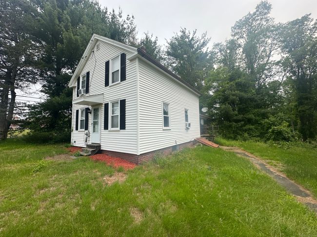 1063 Sheldon St, House other with 2 bedrooms, 1 bathrooms and null parking in West Suffield CT | Image 5