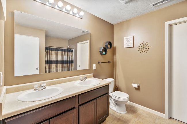 5791 W Commonview Dr, House other with 5 bedrooms, 3 bathrooms and null parking in Mccordsville IN | Image 23