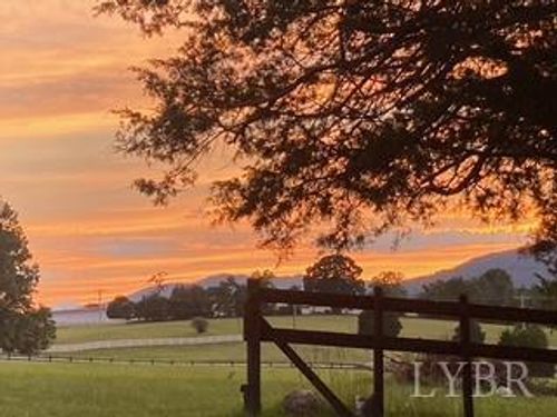 2128 Wiggington Road, Lynchburg, VA, 24502 | Card Image