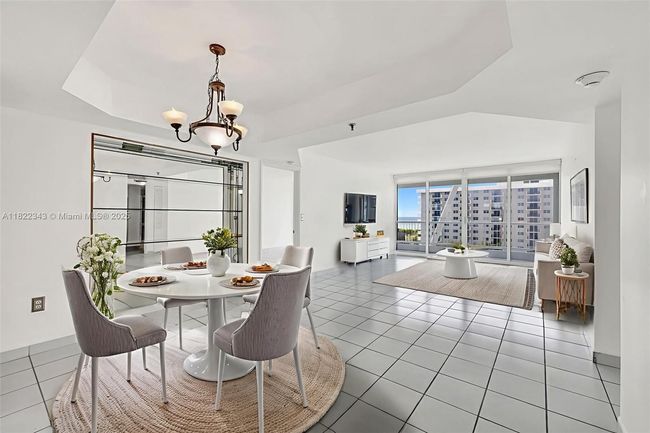 APT-705 - 9341 Collins Ave, Condo with 2 bedrooms, 2 bathrooms and null parking in Surfside FL | Image 7