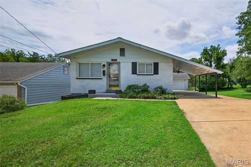 10564 Mert Ave, Saint Ann, MO, 63074-3434 | Card Image