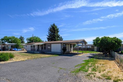 8608 8th St, Terrebonne, OR, 97760-9619 | Card Image