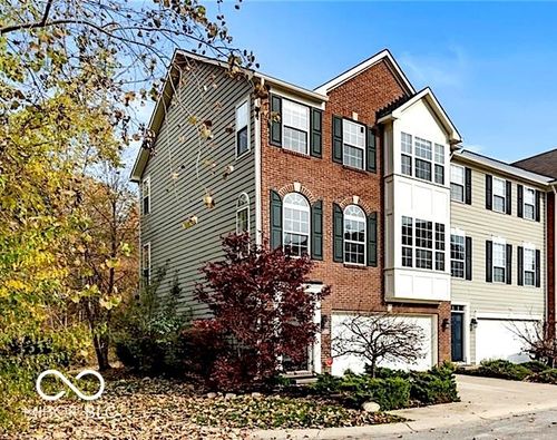 9008 Rider Dr, Fishers, IN, 46038-3441 | Card Image