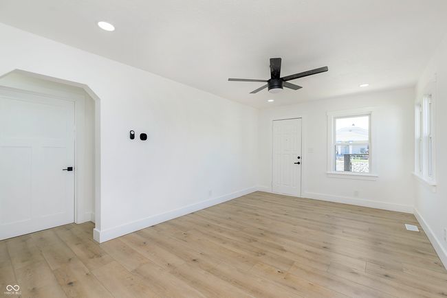 109 S 10 Th Ave, House other with 2 bedrooms, 1 bathrooms and null parking in Beech Grove IN | Image 5