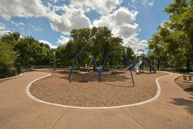 4024 Camacho St, House other with 4 bedrooms, 3 bathrooms and null parking in Austin TX | Image 37