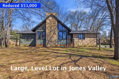 7705 Foxfire Dr Se, Huntsville, AL, 35802-2717 | Card Image