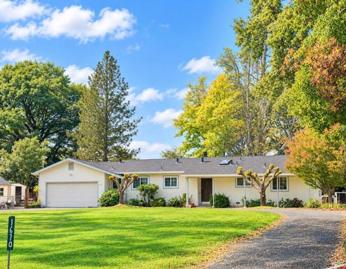 1670 Gumview Road, Windsor, CA, 95492 | Card Image