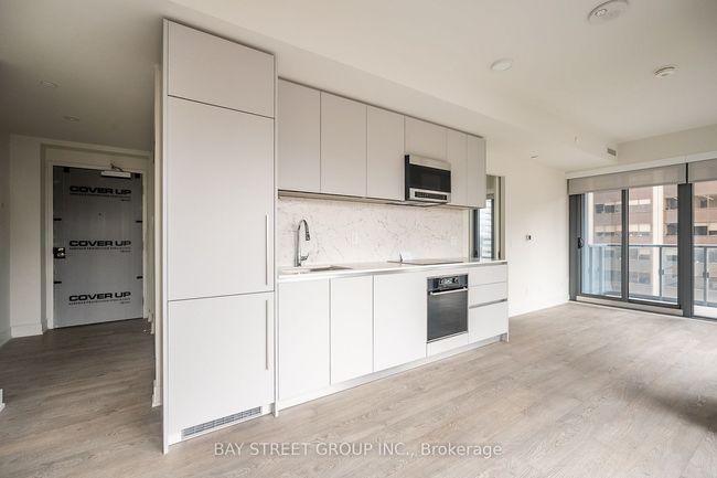 1503 - 8 Cumberland St, Condo with 2 bedrooms, 2 bathrooms and null parking in Toronto ON | Image 5