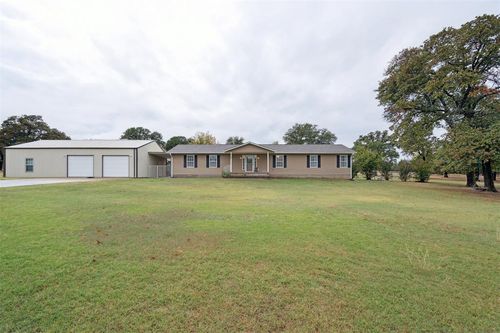 3718 N Bryan Ave, Shawnee, OK, 74804-2304 | Card Image