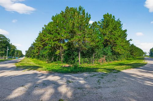 1366 County Road 3434, Cleveland, TX, 77327 | Card Image