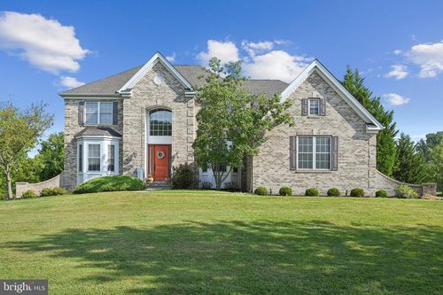 208 Cecelia Acres Dr, Warminster, PA, 18974-1681 | Card Image